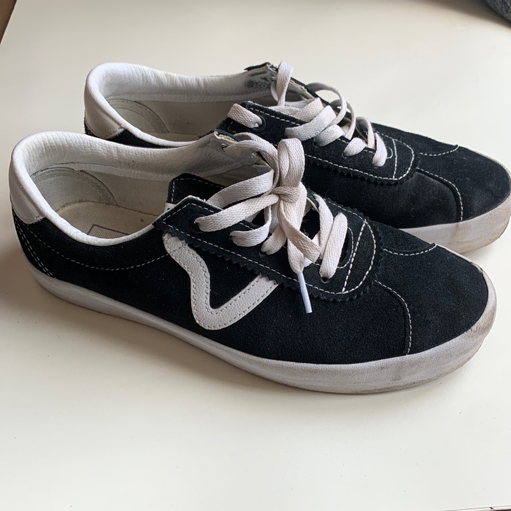 Vans sport low. Black M8